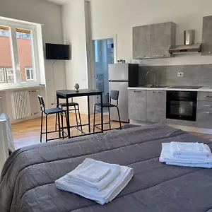  Apartamento Nice And Comfy : Central Area Of Italia