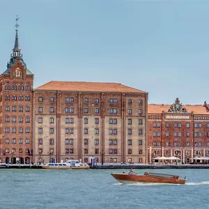 Hilton Molino Stucky ***** Benátky