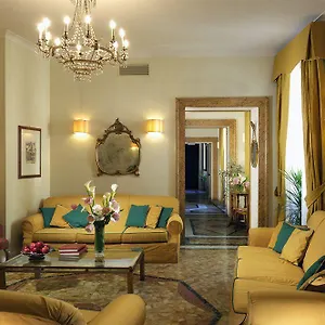 Borghese Contemporary 4* Roma